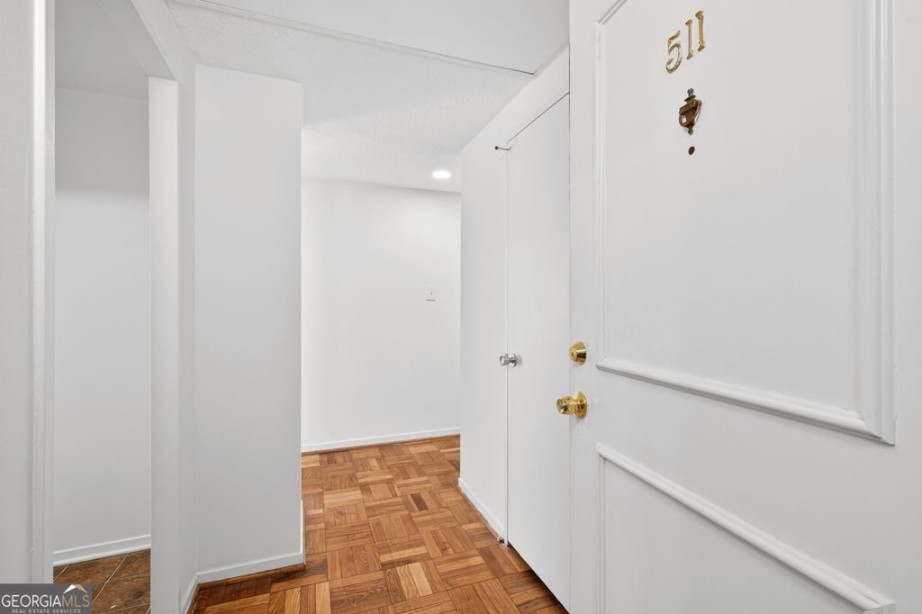 Photo of 2965 Pharr Court South NW #511, Atlanta, GA 30305 (MLS # 10671290)