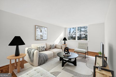 Photo of 2965 Pharr Court South NW #511, Atlanta, GA 30305 (MLS # 10671290)