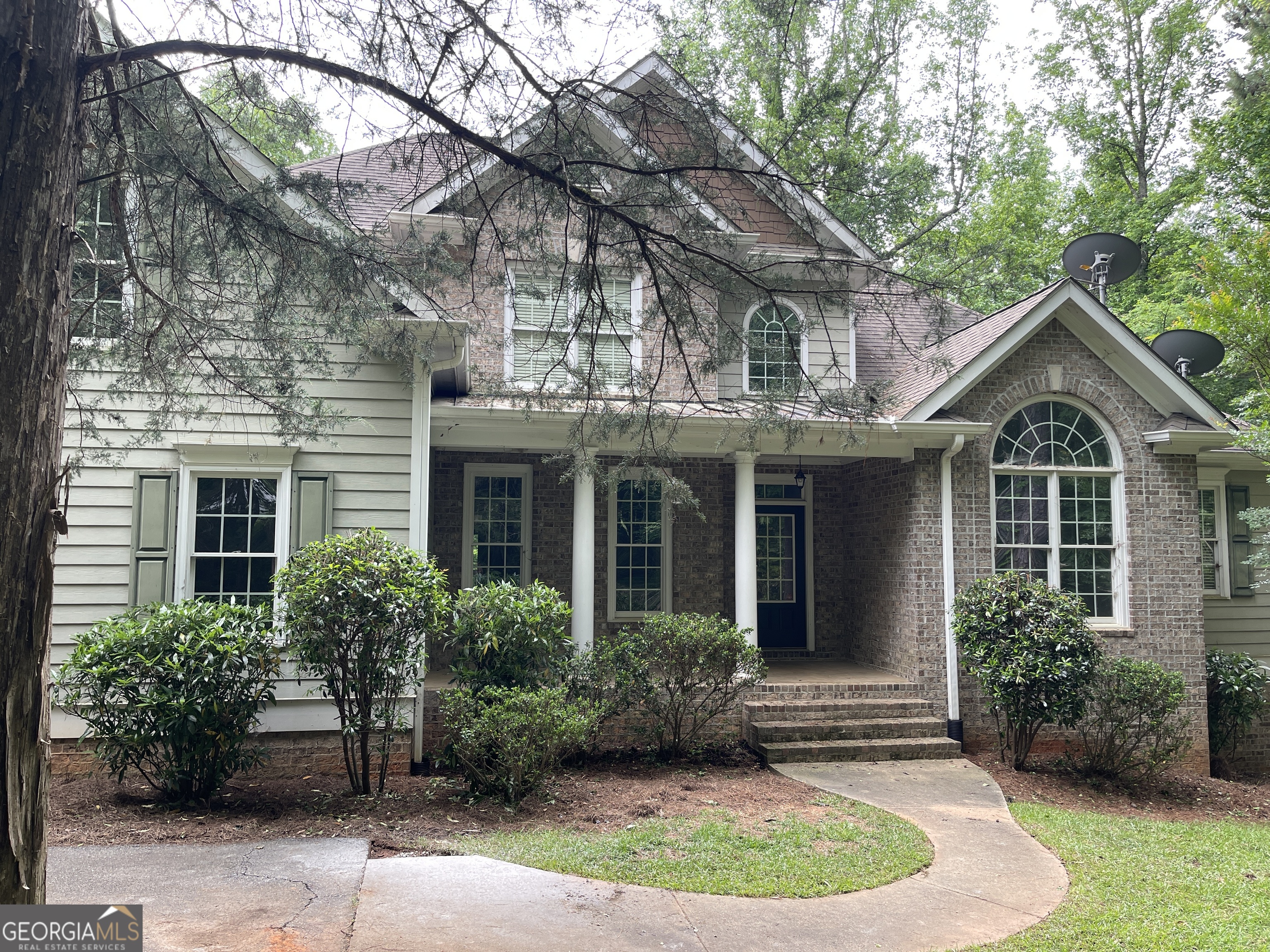 3910 Barnett Shoals RD S