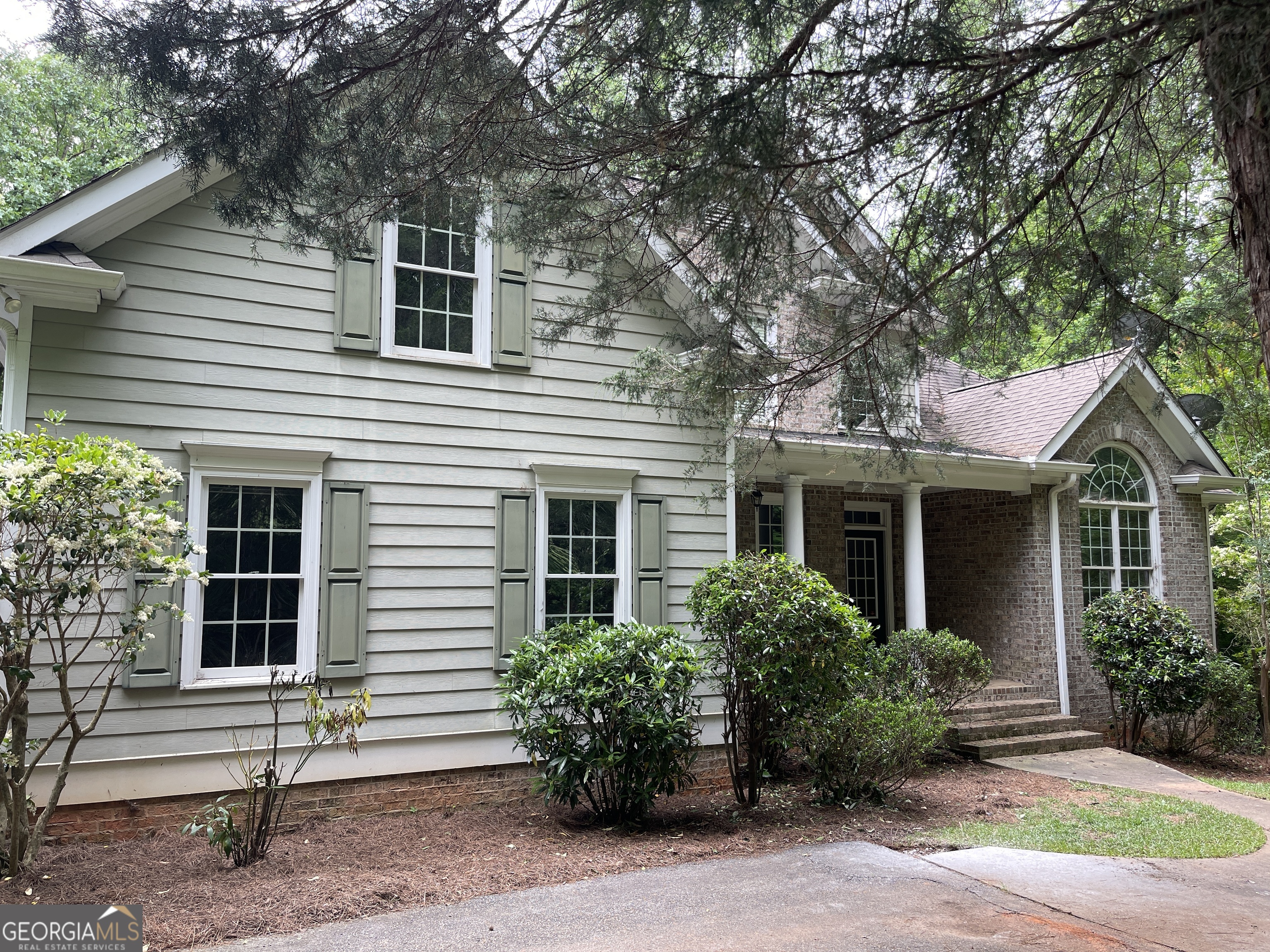 3910 Barnett Shoals RD S