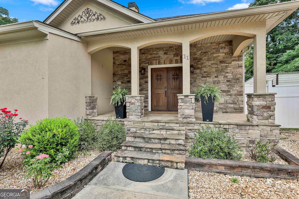 Photo of 11 Main Street, Newnan, GA 30263 (MLS # 10696457)