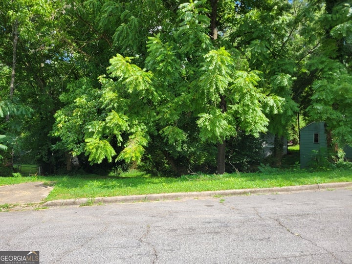 Photo 1 of 6 — 1360 Redford DR SE, Atlanta, GA 30315