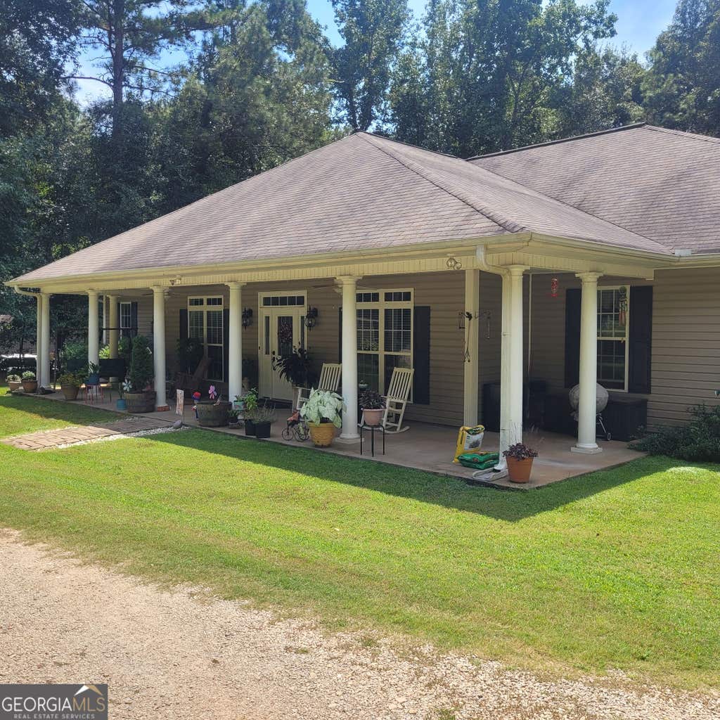 Photo of 151 S Chattahoochee Drive, Hogansville, GA 30230 (MLS # 10831967)