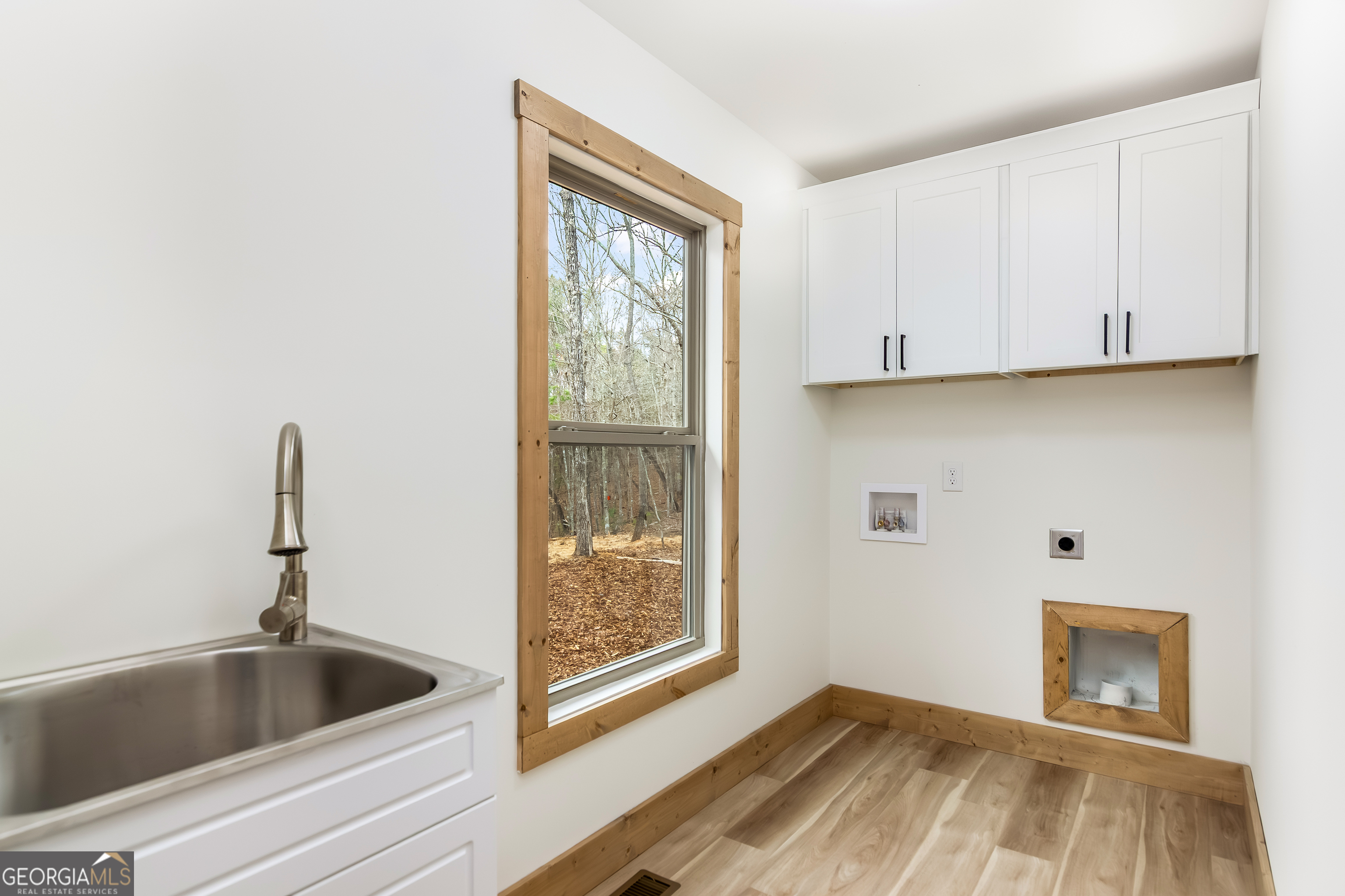 315 Pasha DR