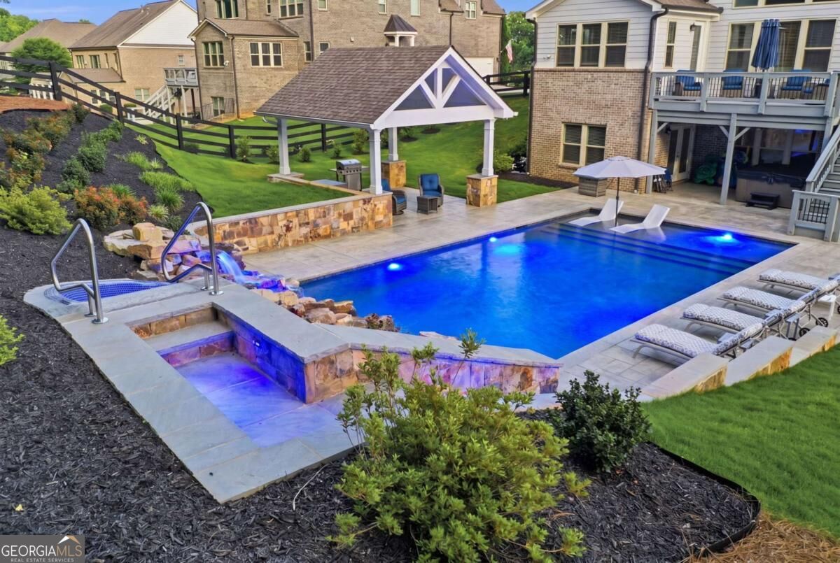 5475 Summit Oak DR