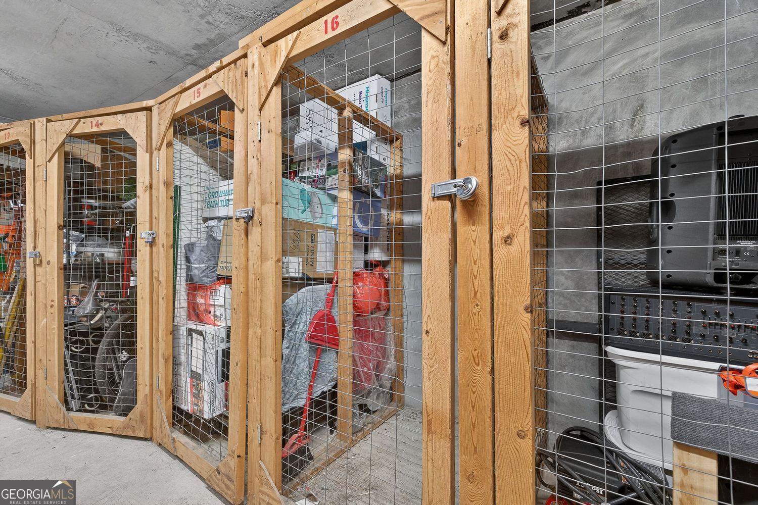 Atlanta, Georgia 30309, United States, 2 Bedrooms Bedrooms, ,2 BathroomsBathrooms,Residential,Active,225121