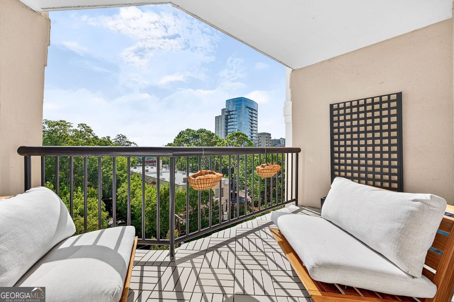 Atlanta, Georgia 30309, United States, 2 Bedrooms Bedrooms, ,2 BathroomsBathrooms,Residential,Active,225121