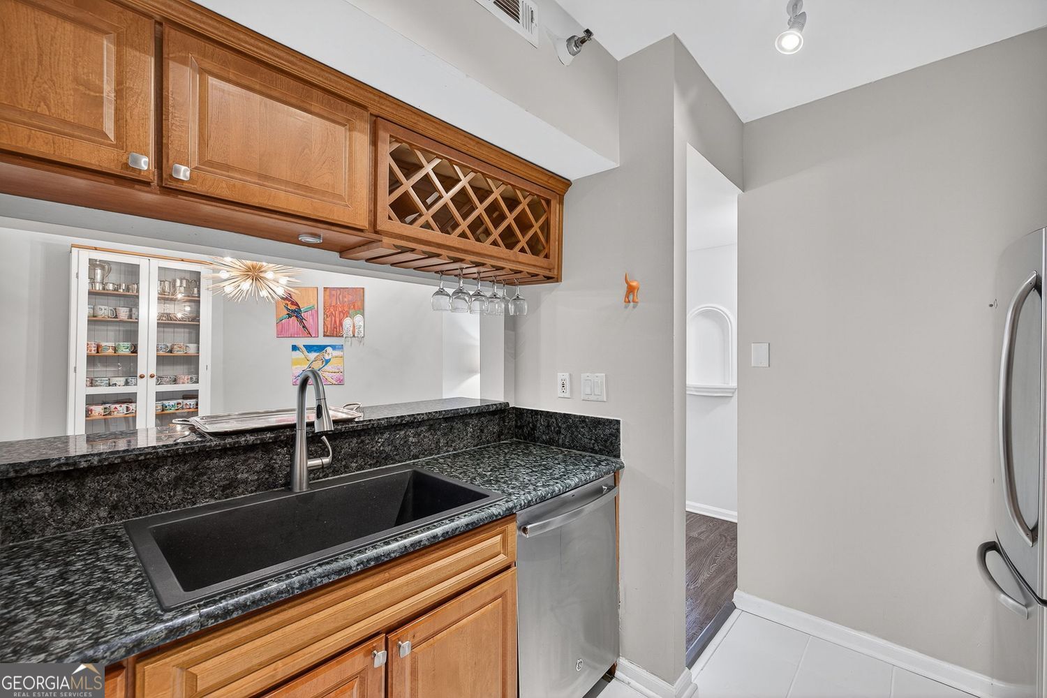 Atlanta, Georgia 30309, United States, 2 Bedrooms Bedrooms, ,2 BathroomsBathrooms,Residential,Active,225121