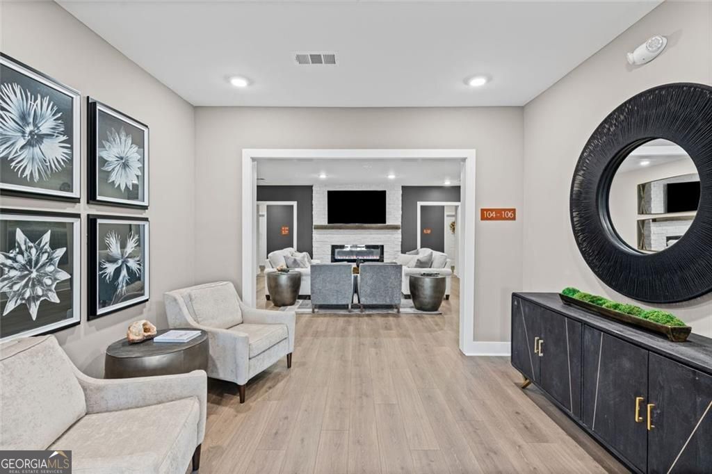 3211 Orwell WAY 4201