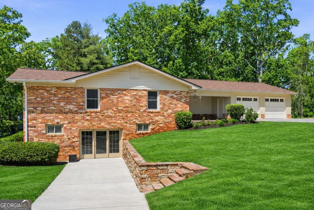 Photo of 5345 Green Cove Road, Gainesville, GA 30504 (MLS # 10740939)