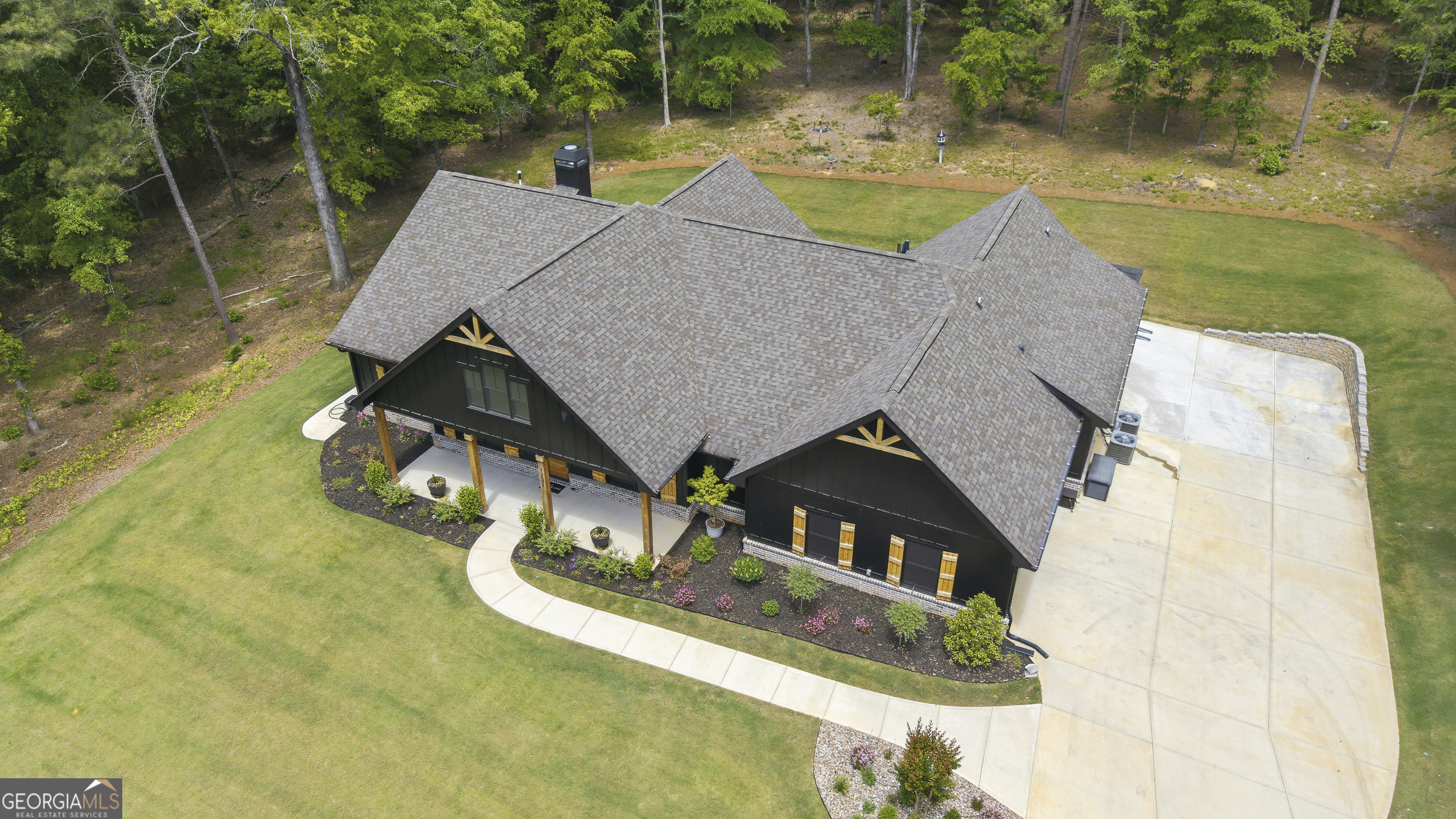 1231 Spinnaker RD