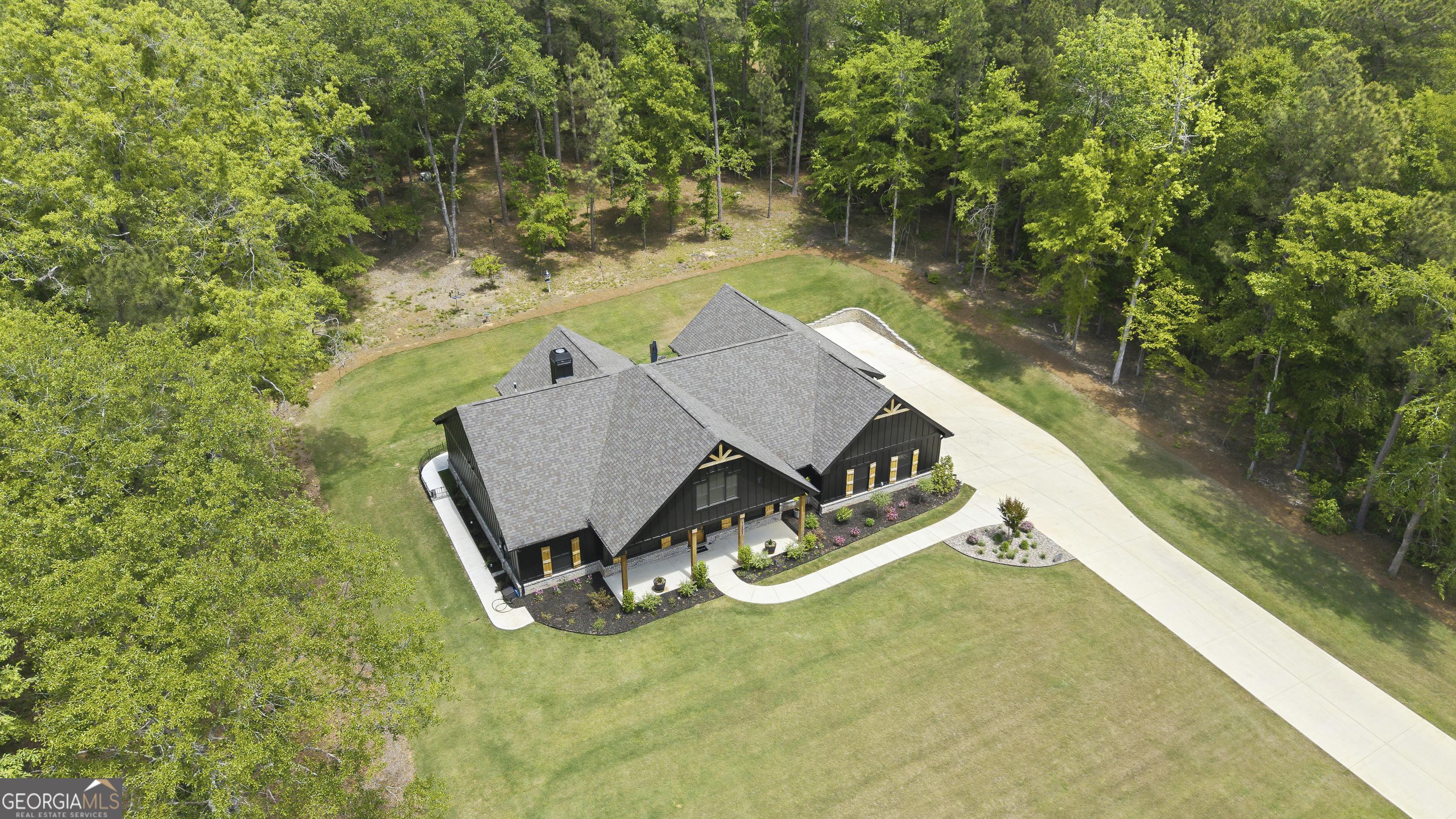 1231 Spinnaker RD