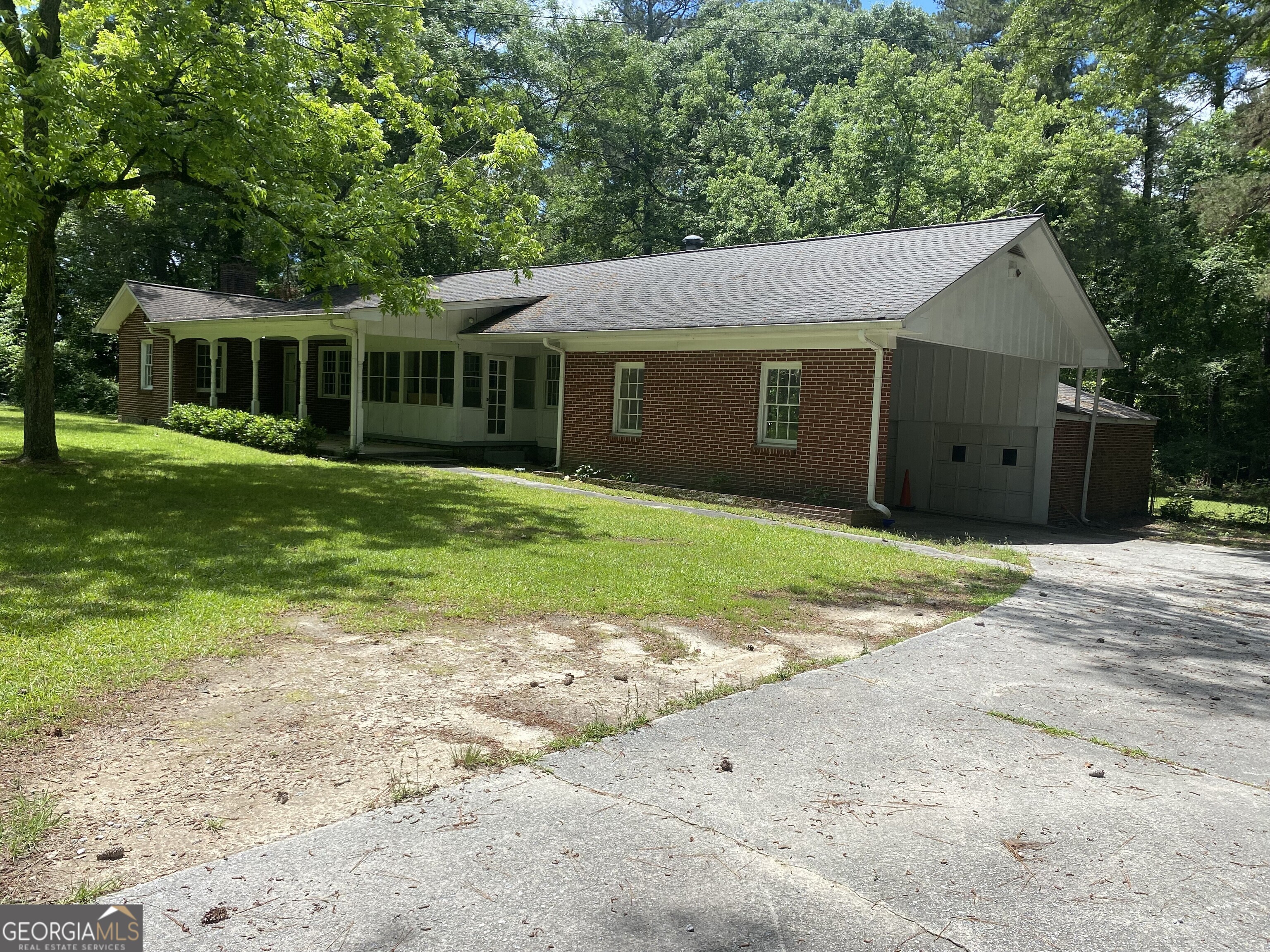 Listing image 2