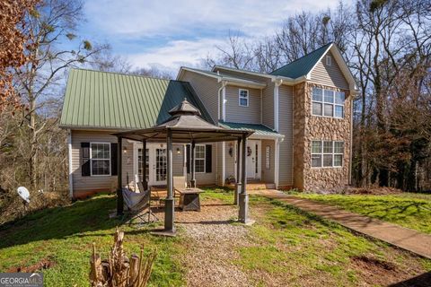 Photo of 7540 County Line Road, Lula, GA 30554 (MLS # 10693392)