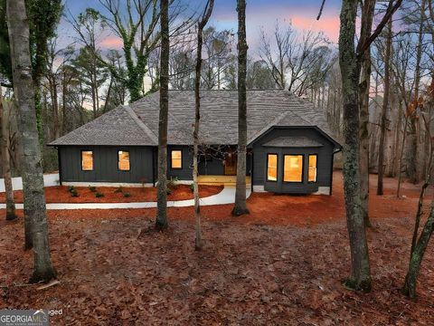 3110 Flatbottom RD Ball Ground GA 30107