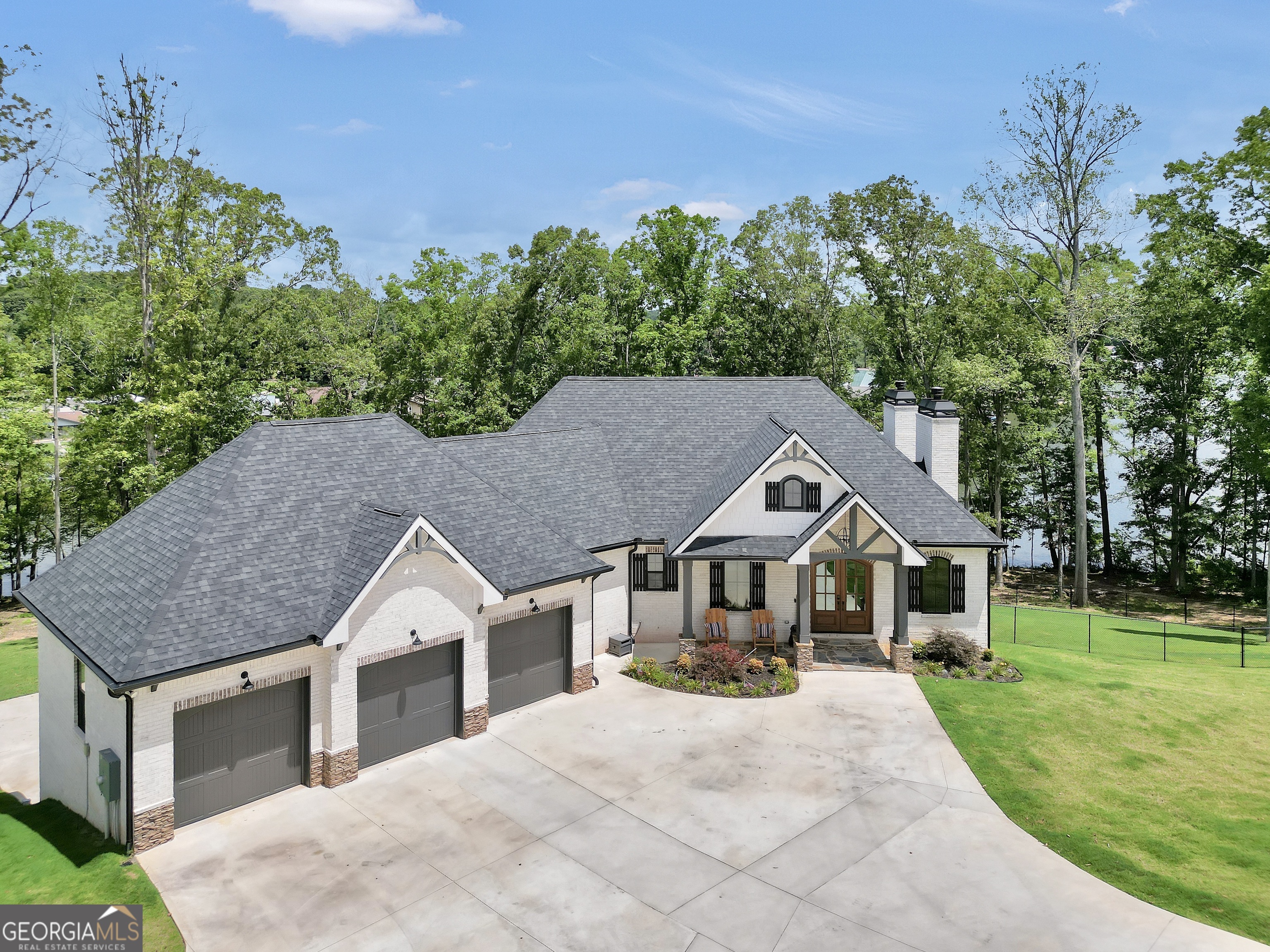123 River Point RD