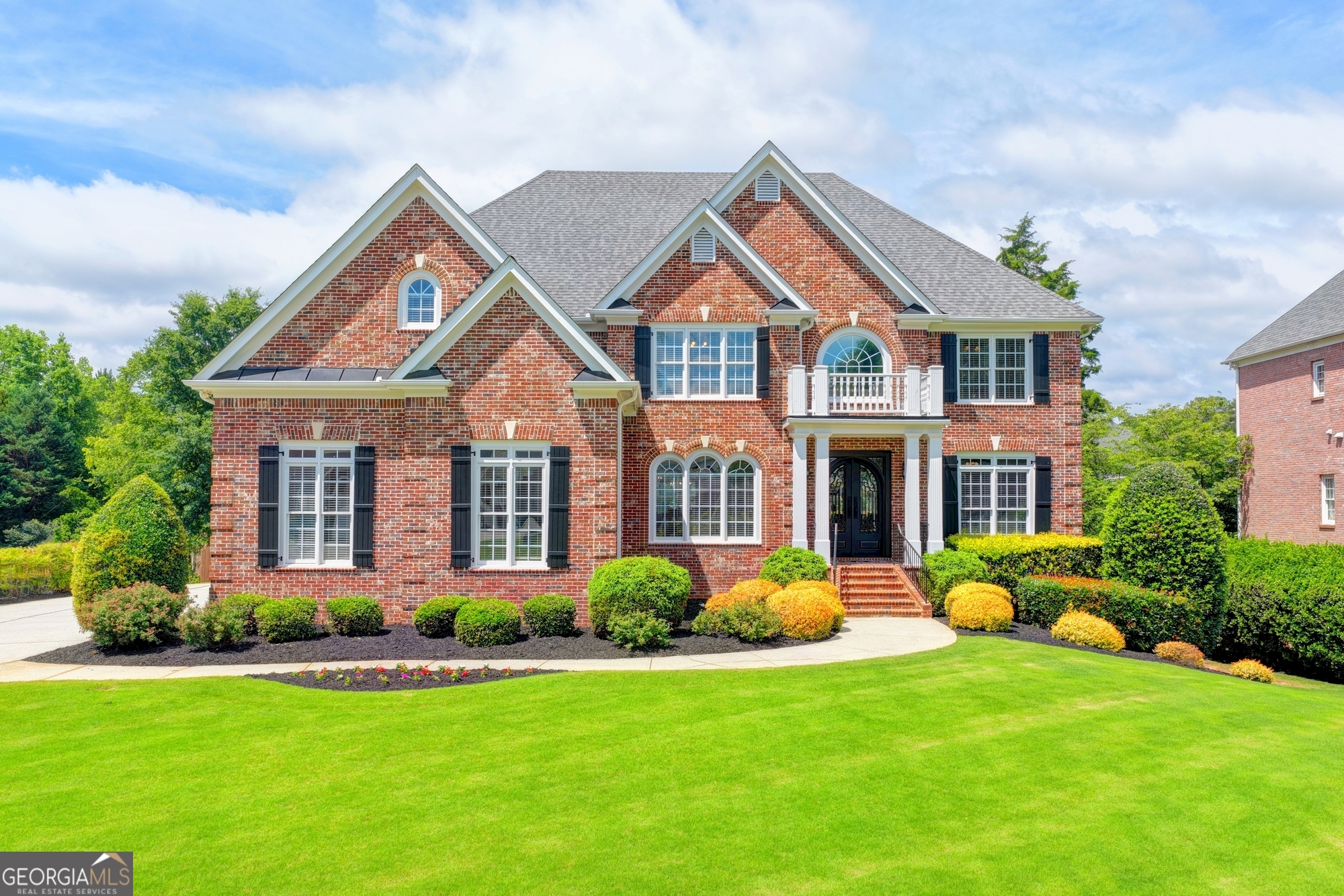 271 Prestbury CT