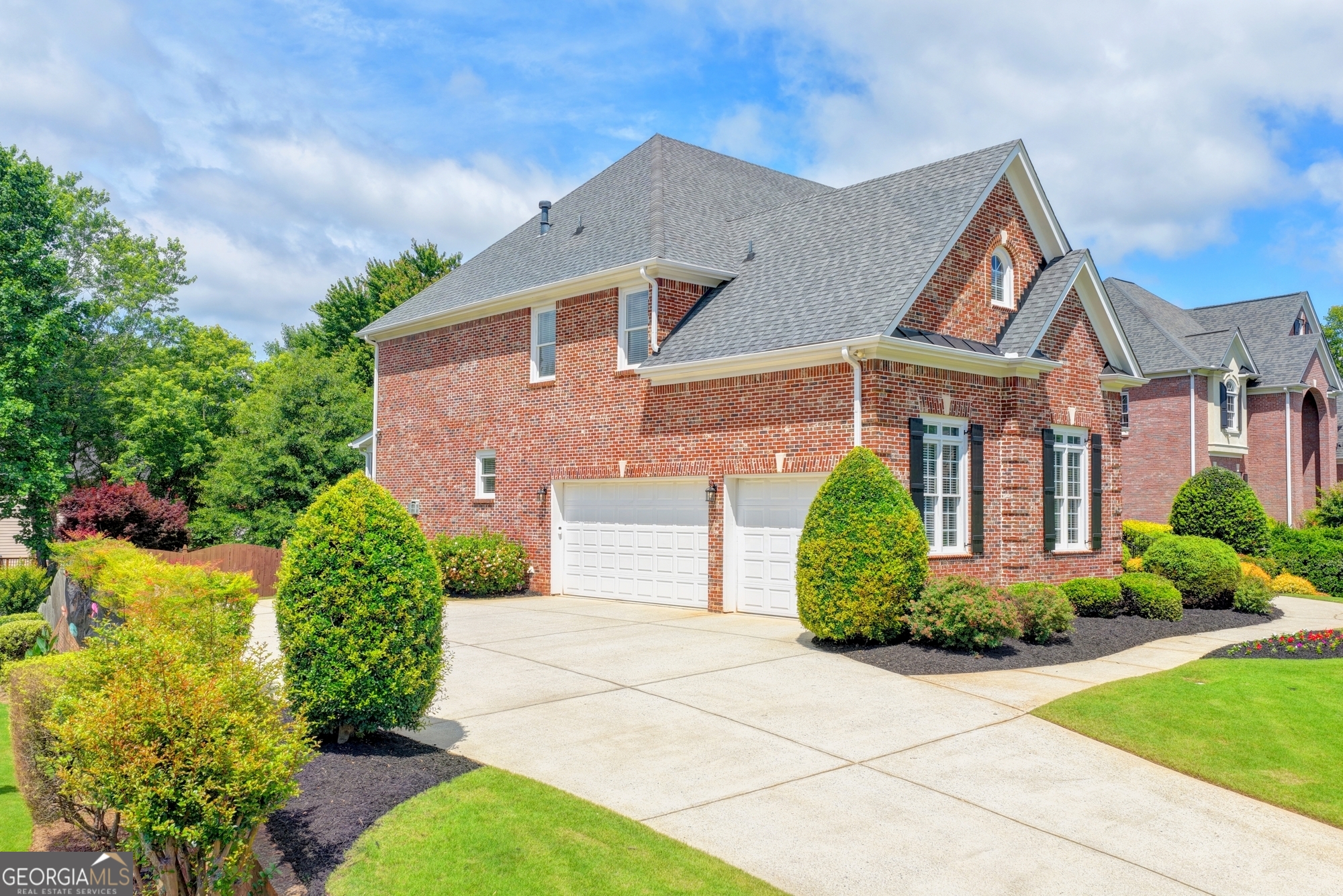 271 Prestbury CT