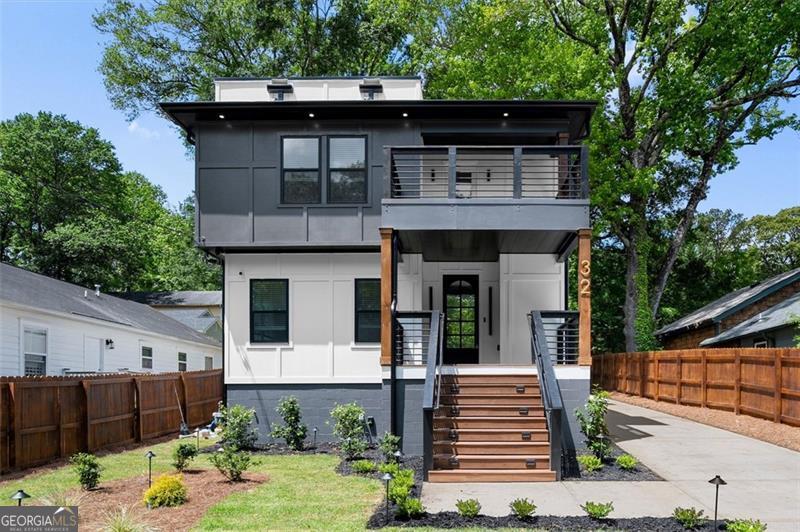 32 WADLEY ST NW