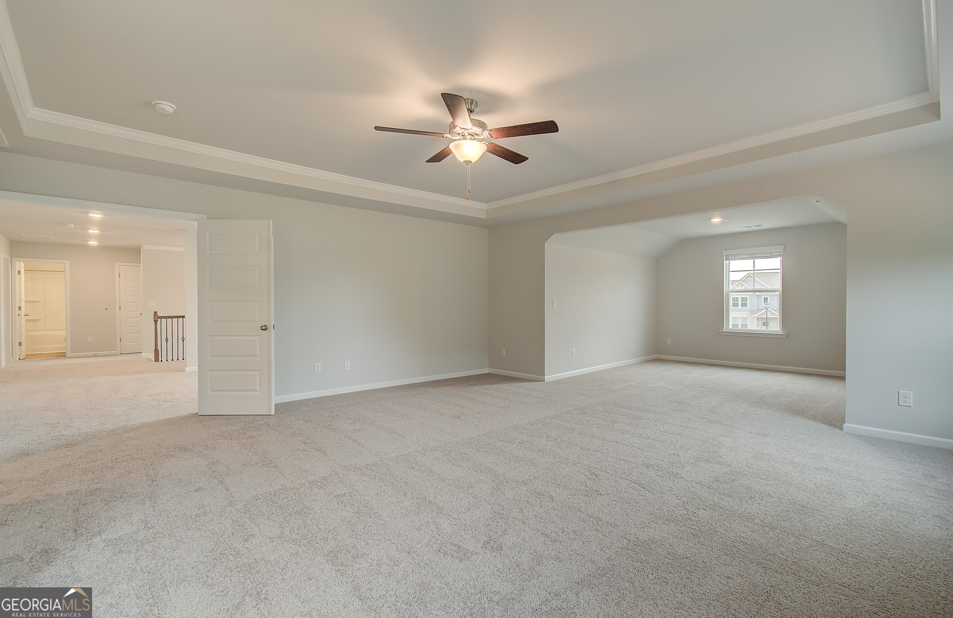 405 Sheridan DR