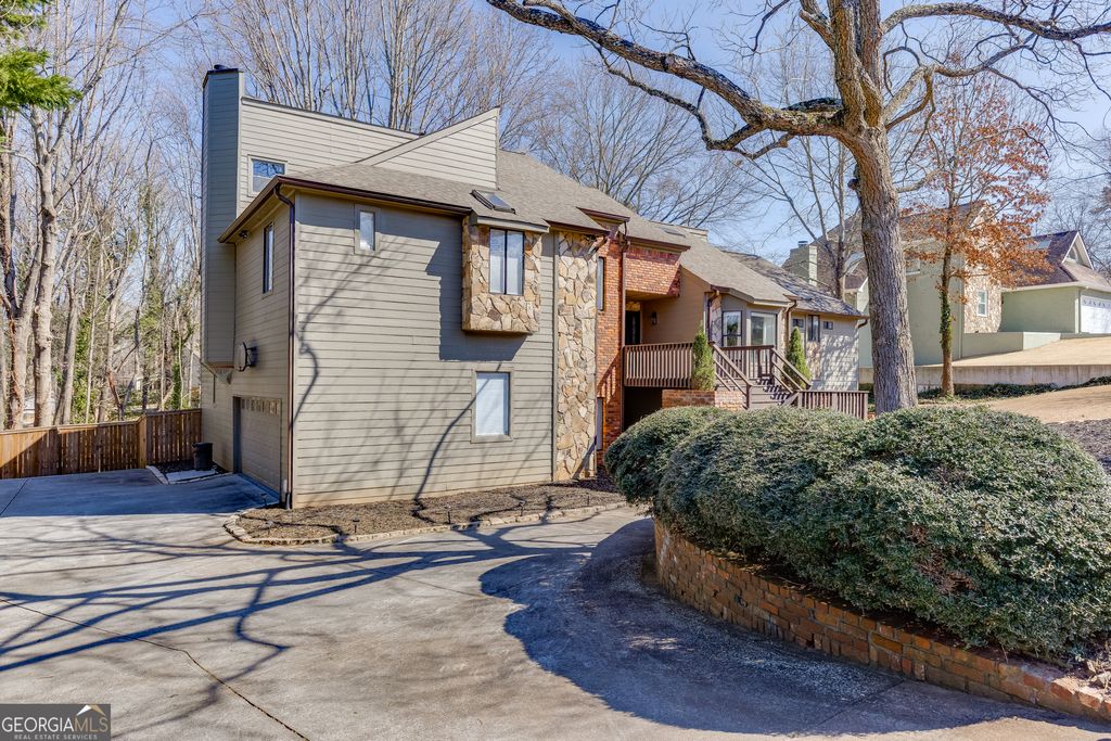 Photo of 3449 Grist Mill Court NW, Peachtree Corners, GA 30096 (MLS # 10698255)