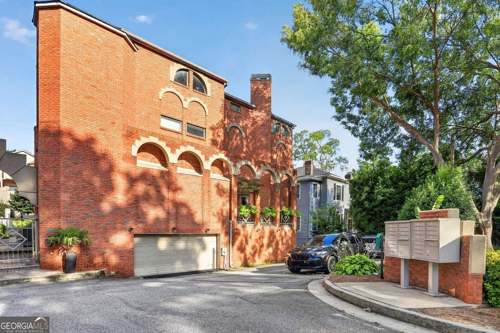 Photo of 751 Piedmont Avenue NE #APT 3, Atlanta, GA 30308 (MLS # 10827442)