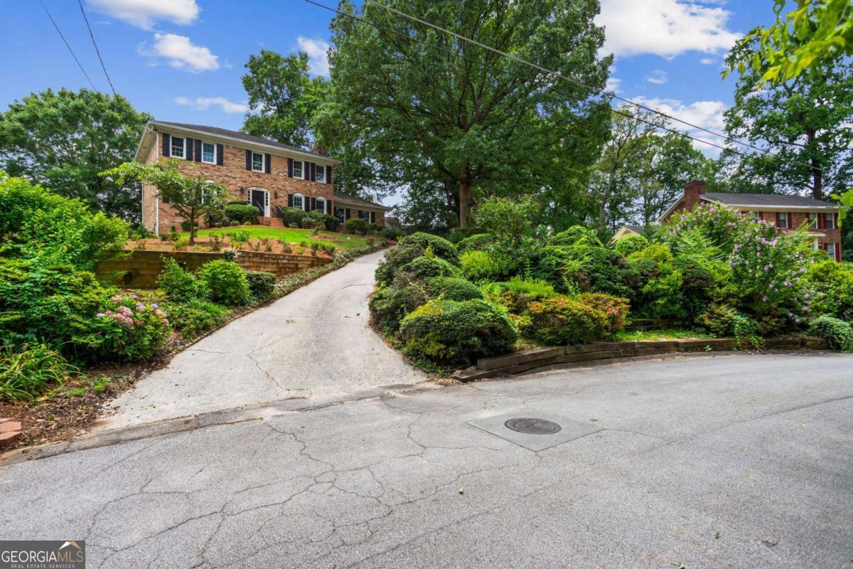 3013 HUNTSHIRE