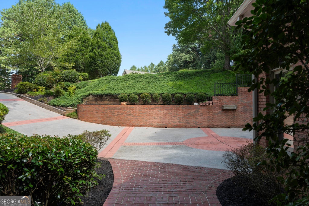 Photo of 27 Wing Mill Drive, Atlanta, GA 30350 (MLS # 10855234)