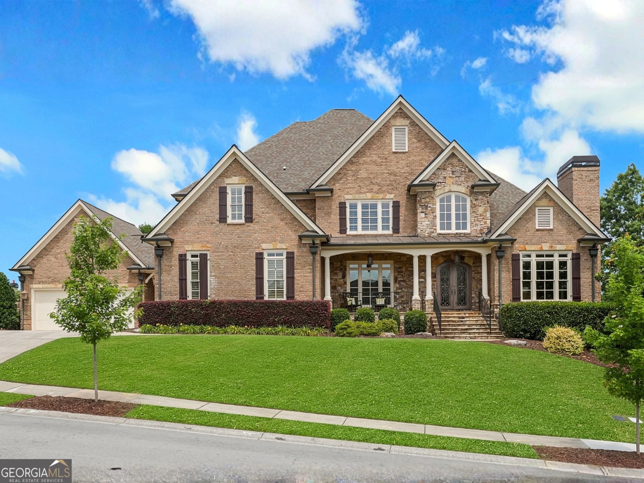 2262 Crimson King Drive