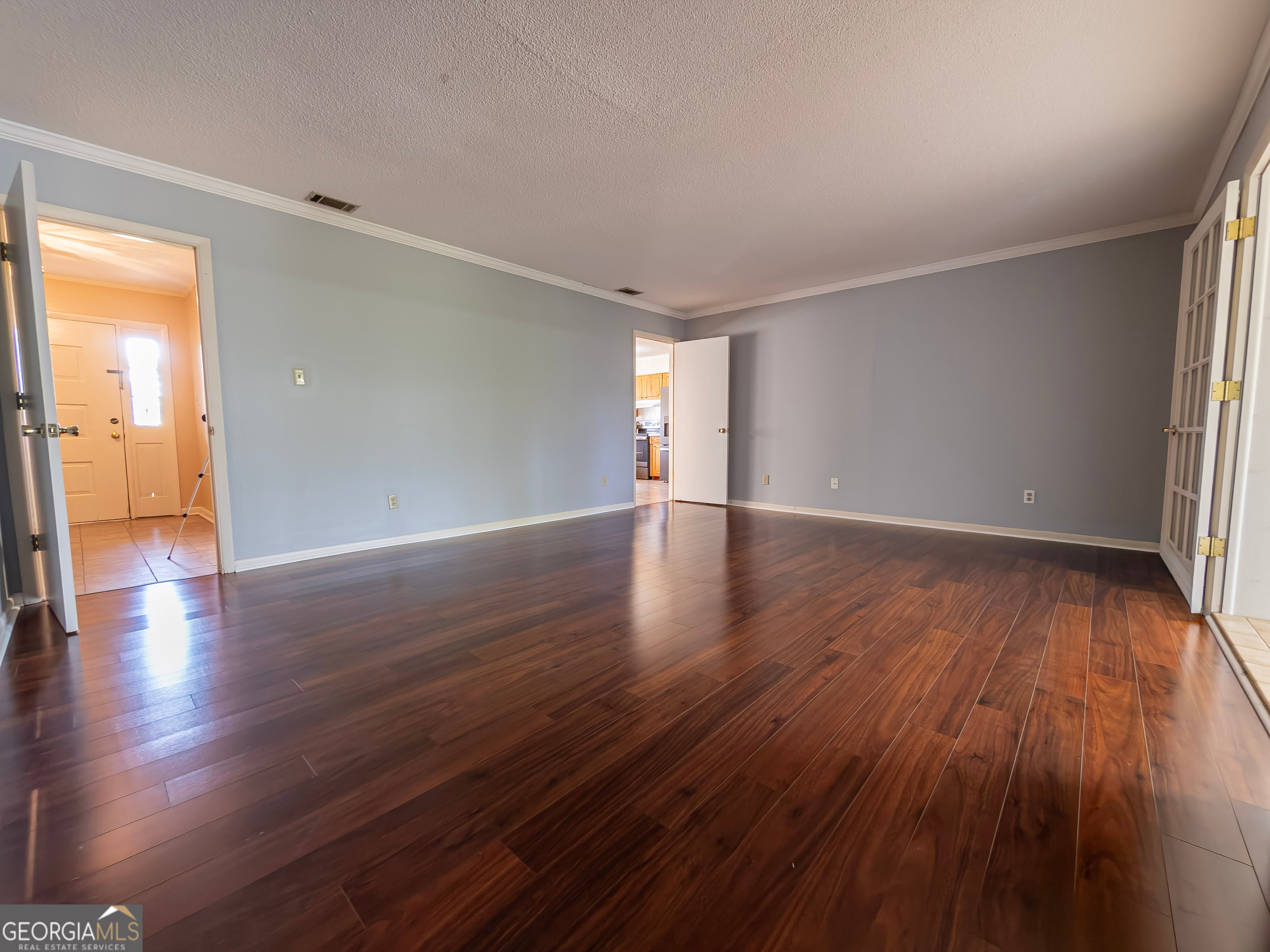 105 Edgewood RD