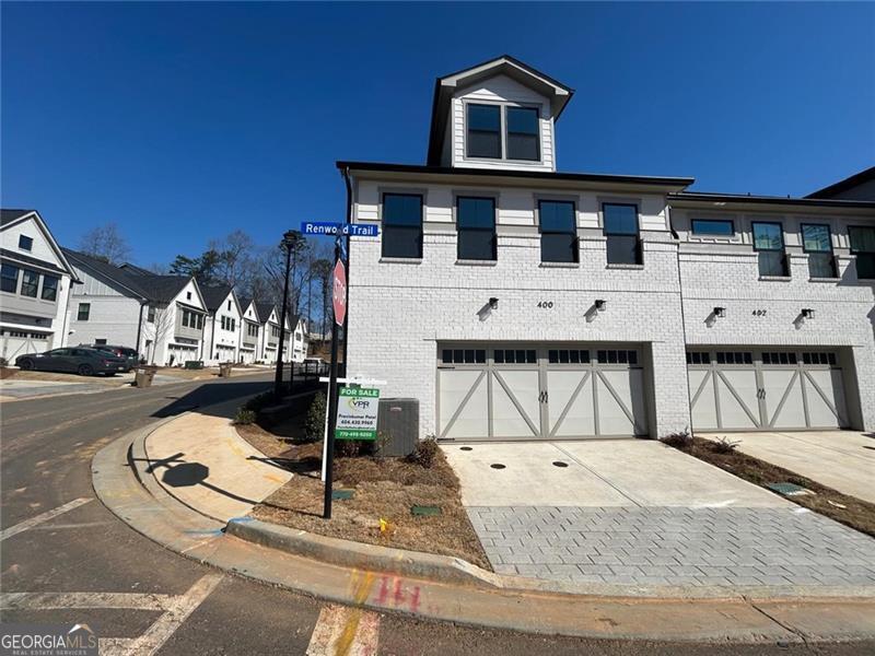 400 Renwood