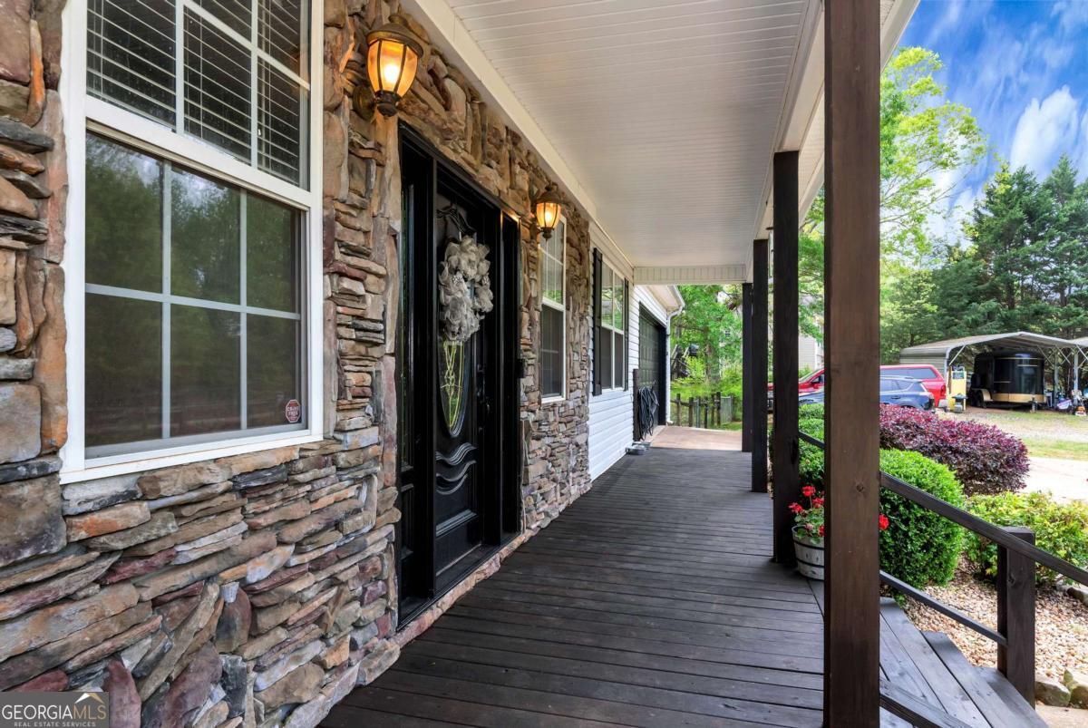 1055 River Bluff DR