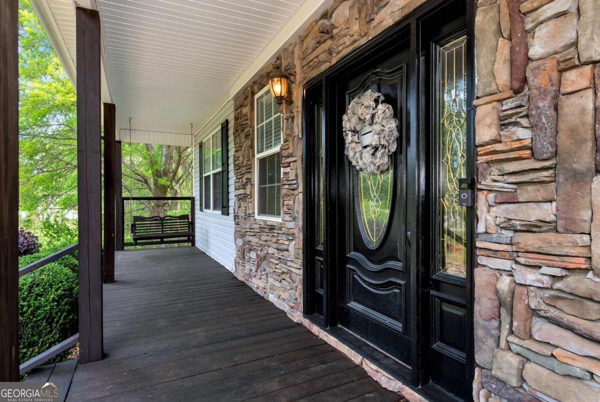 1055 River Bluff DR