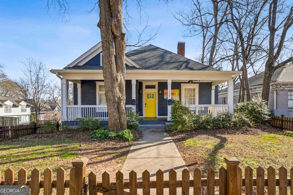 Photo of 528 Holderness Street SW, Atlanta, GA 30310 (MLS # 10694008)