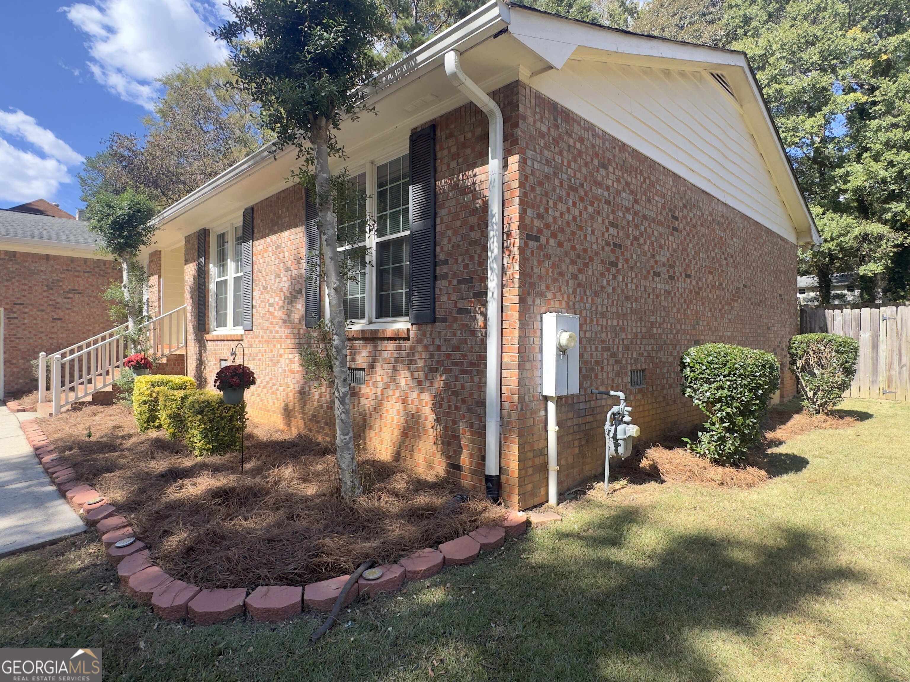 2508 Quentin DR