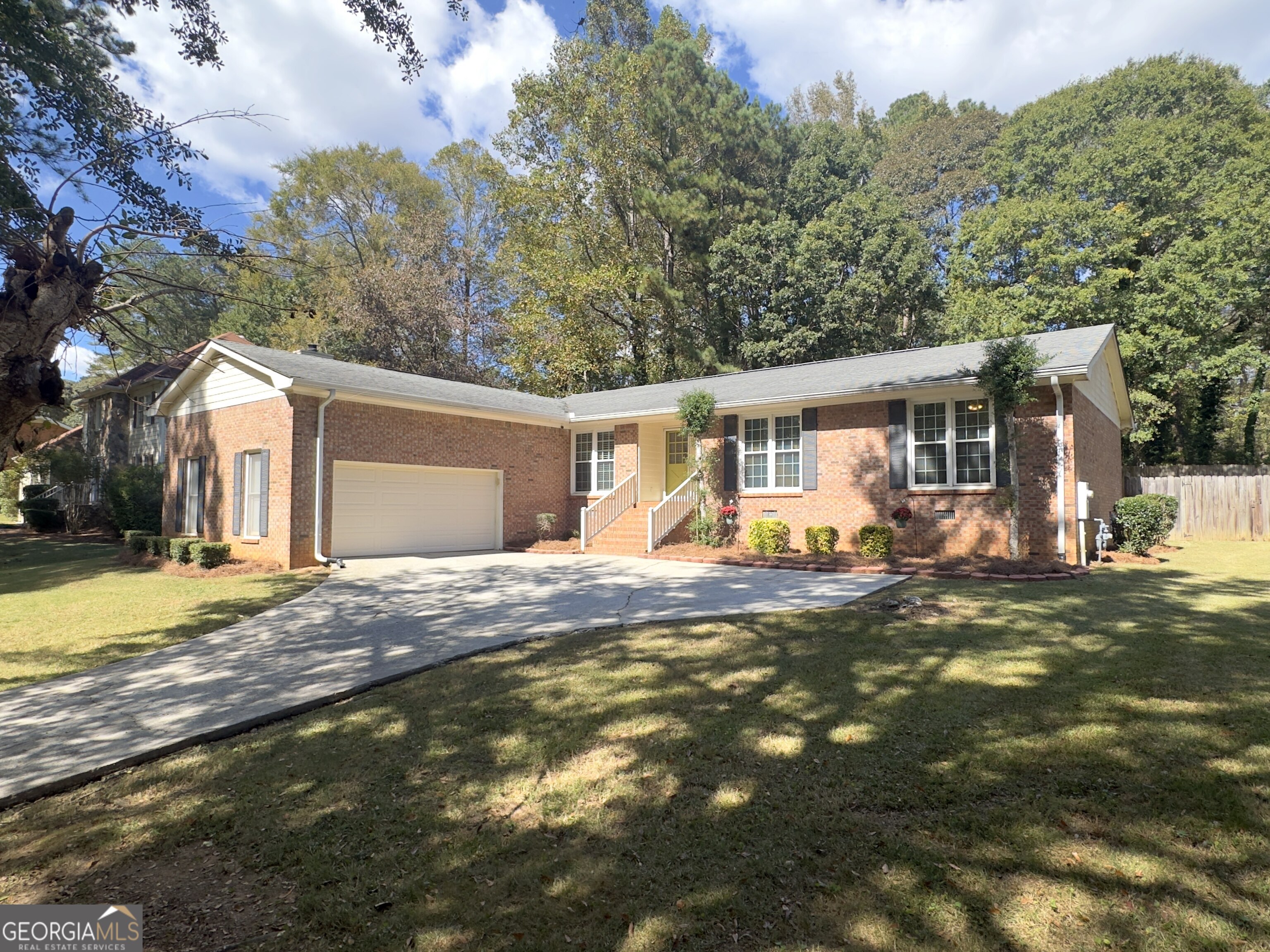 2508 Quentin DR