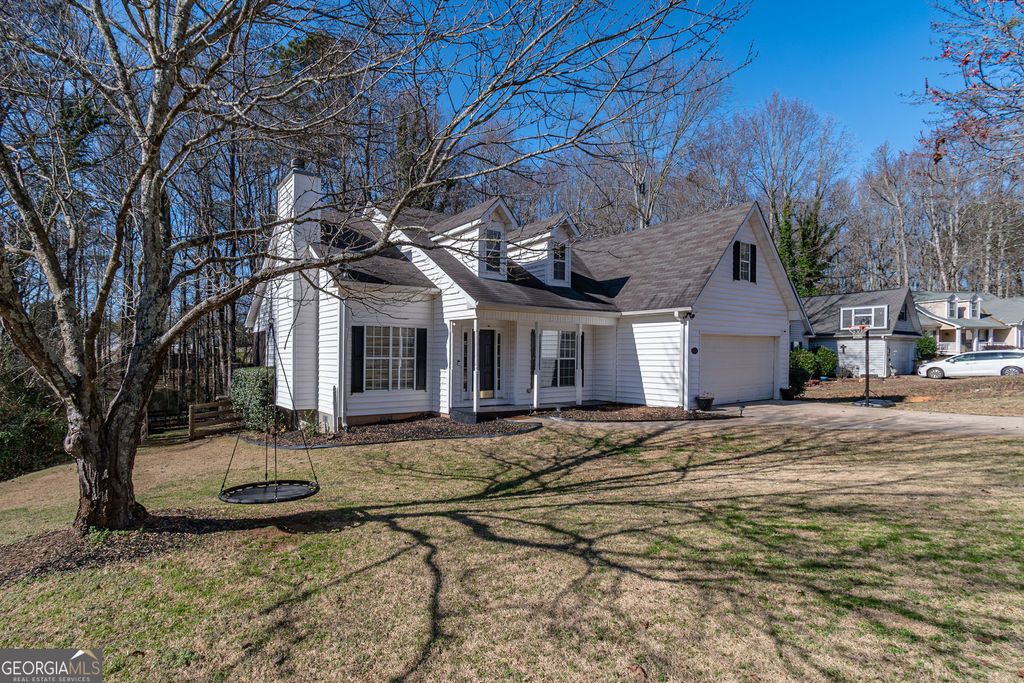 Photo of 6415 Phillips Creek Drive, Cumming, GA 30041 (MLS # 10675657)