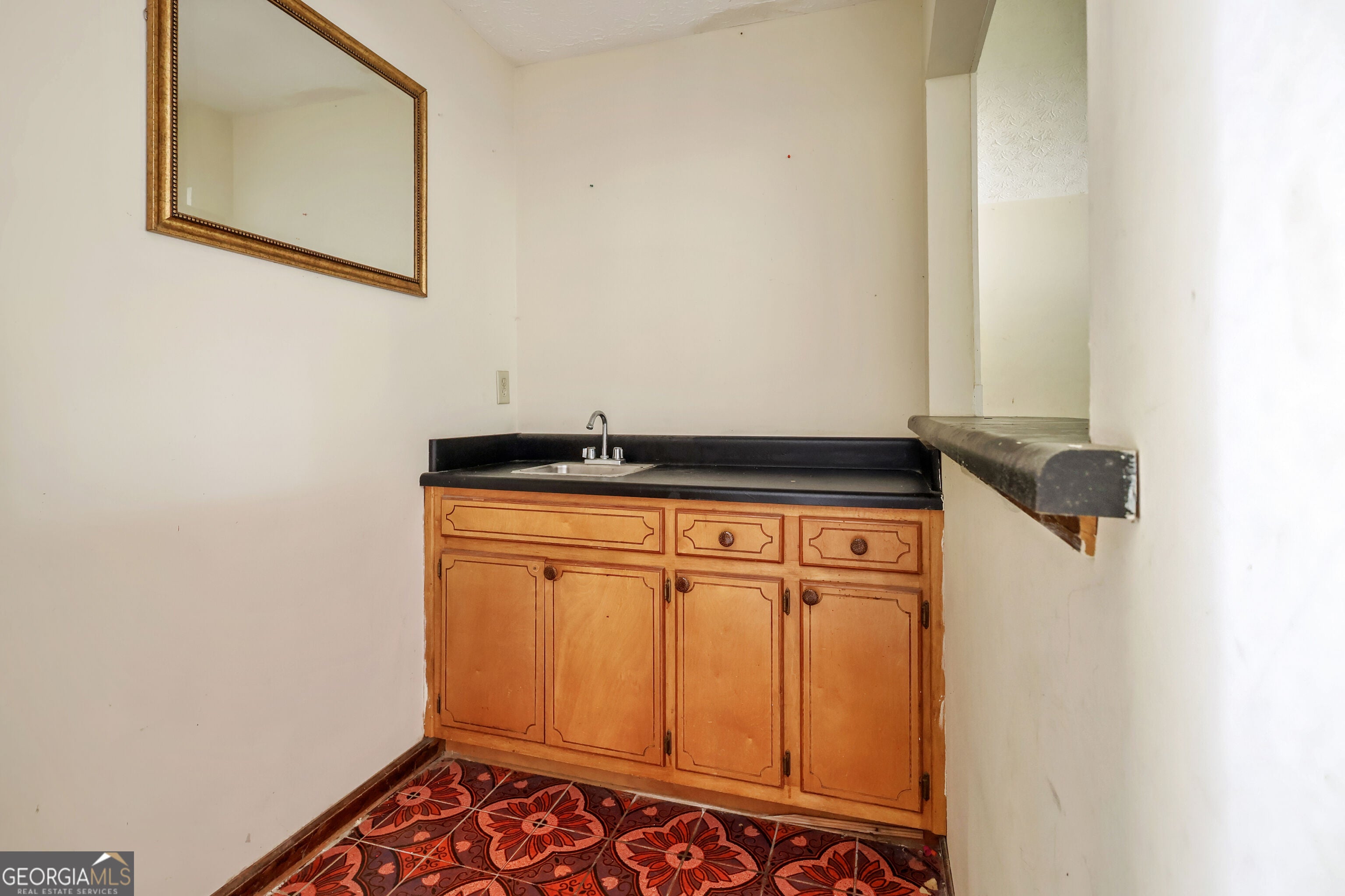 377 Sir William CT