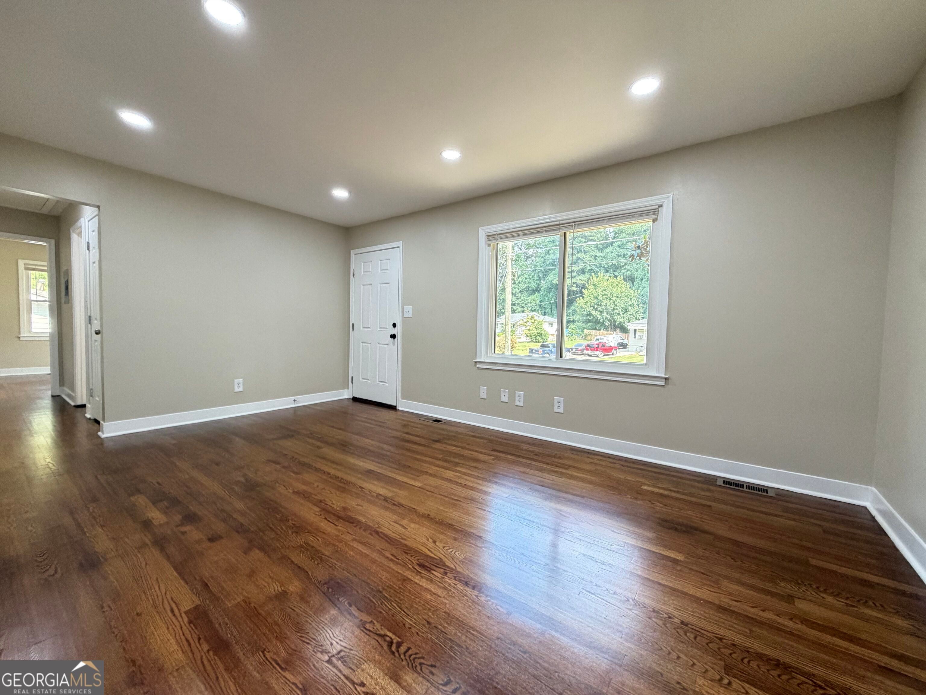 897 Wanda CIR