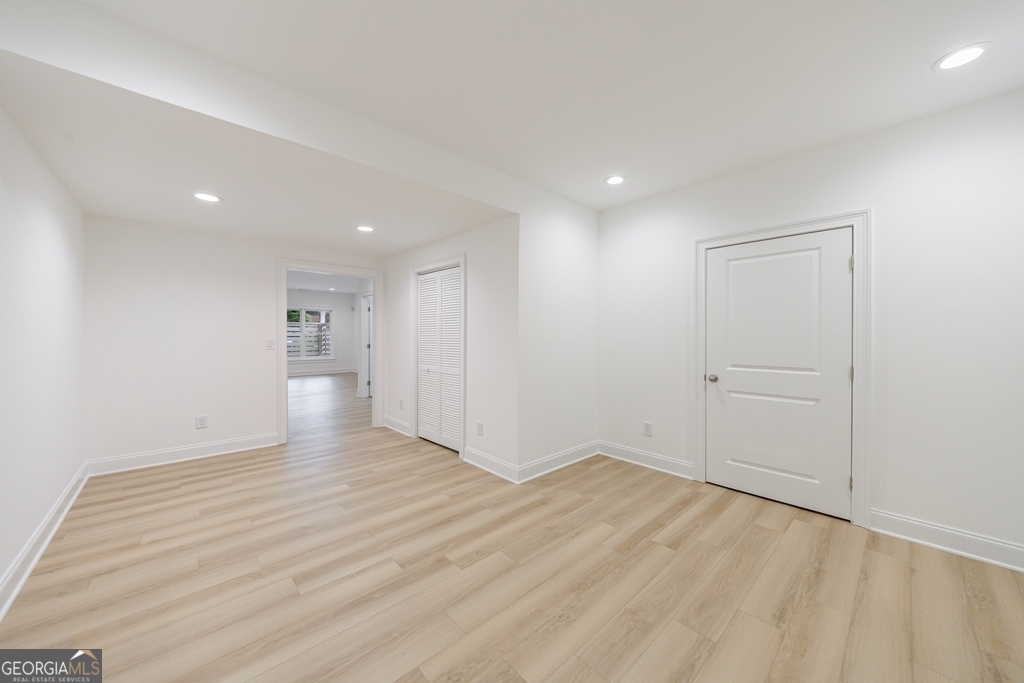 Kimball Bridge Walk - Residential Lease