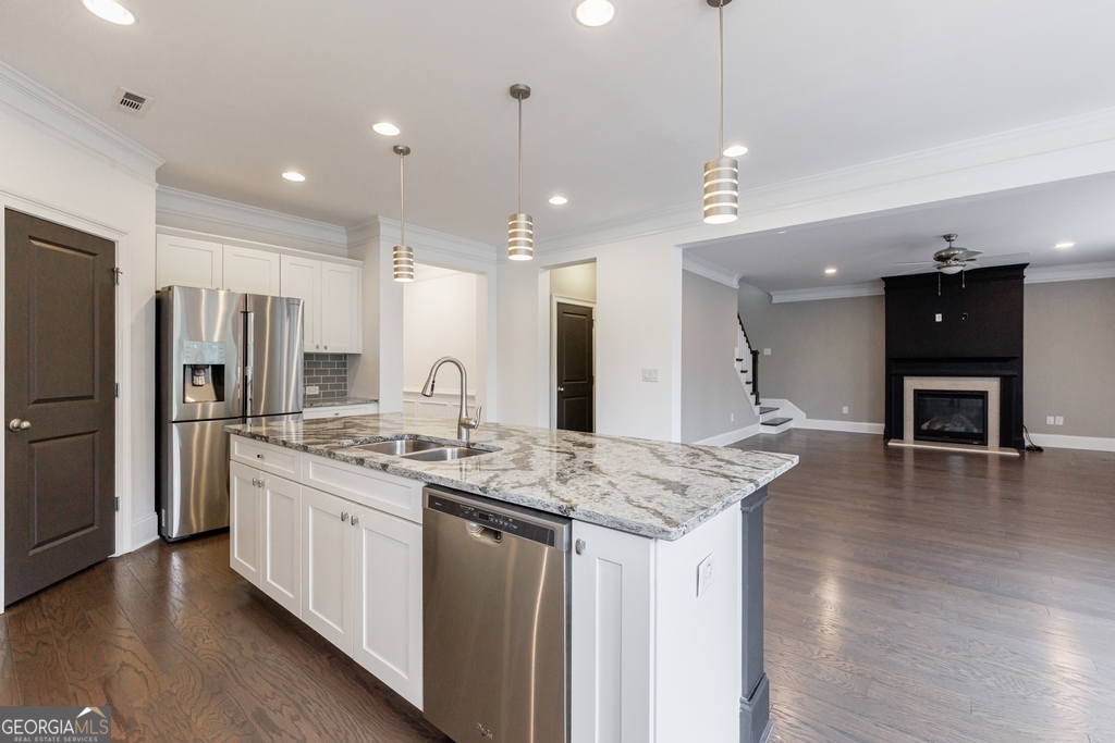 Kimball Bridge Walk - Residential Lease