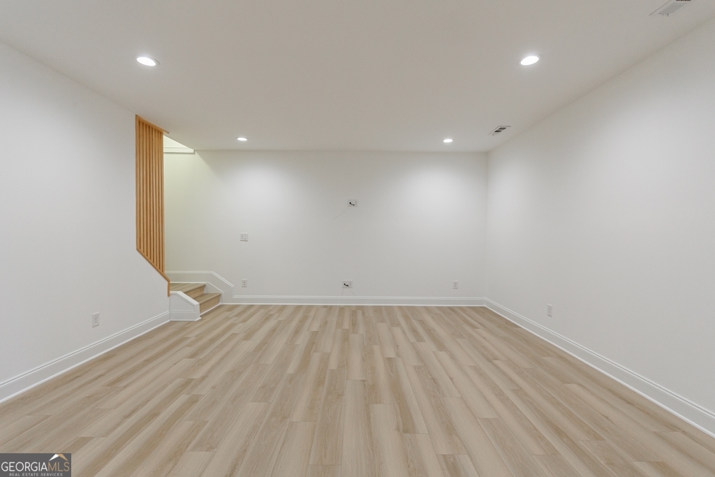 Kimball Bridge Walk - Residential Lease