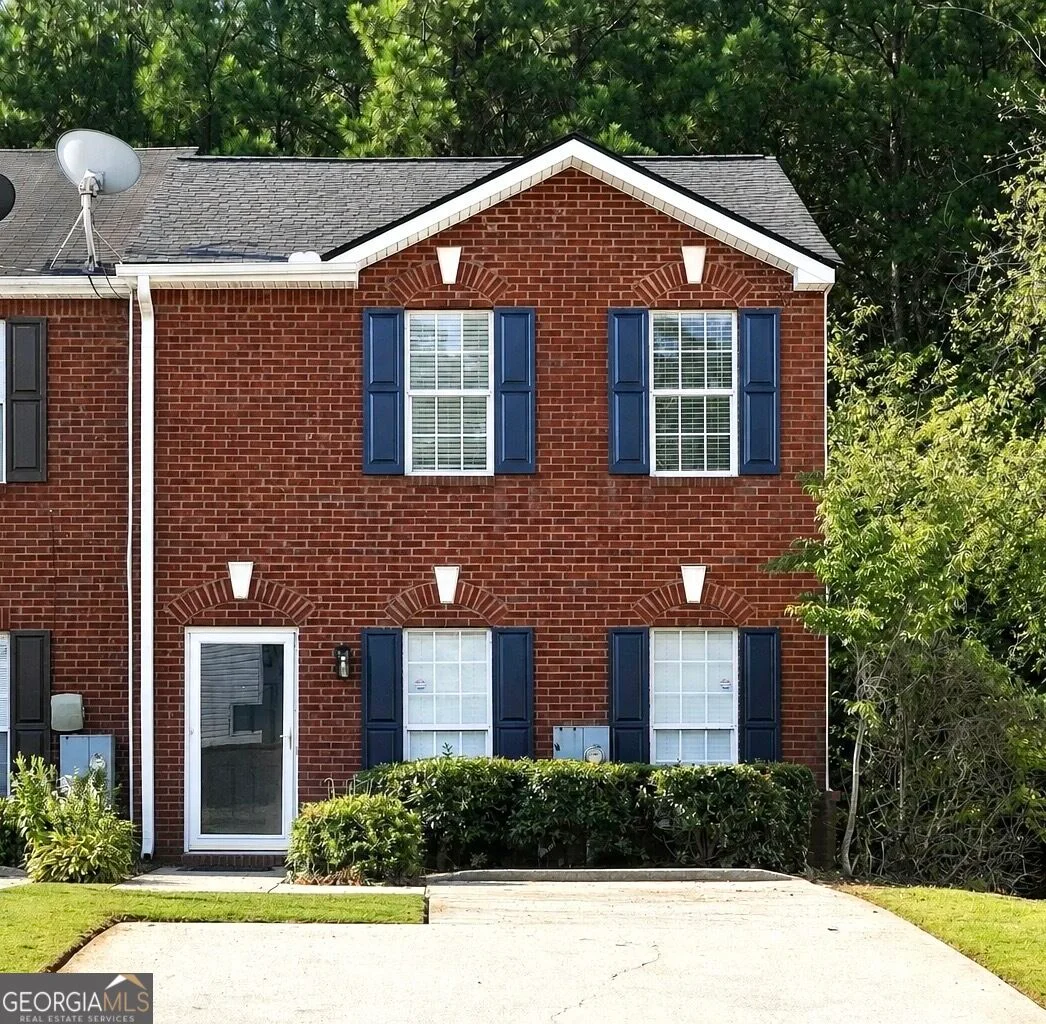 5735 Strathmoor Manor Circle Cir