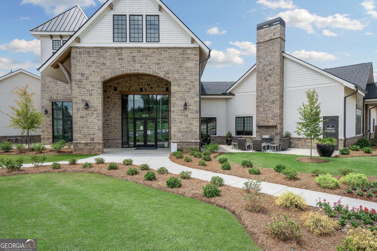 5487 Olive LN