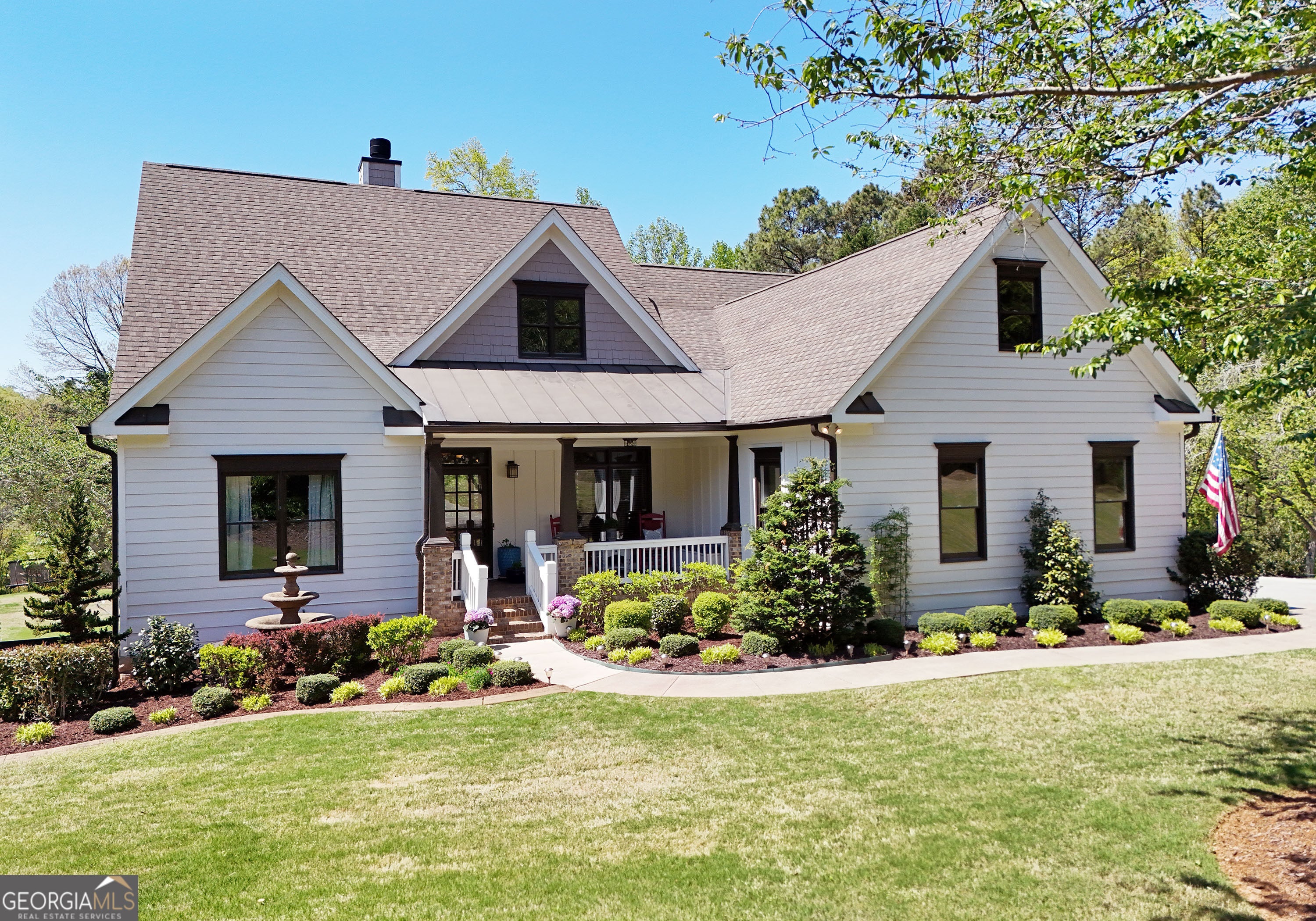 204 Lynn LN