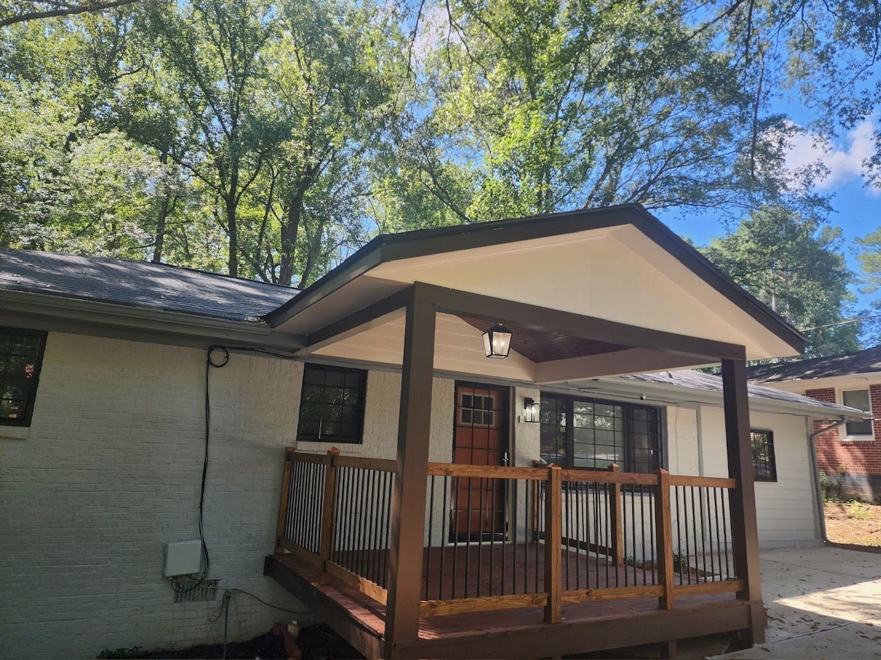 2953 MEADOWVIEW DR SE