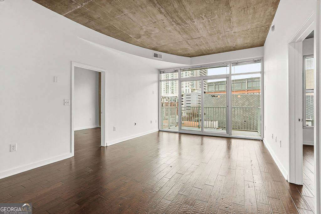 Photo of 250 Pharr Road NE #409, Atlanta, GA 30305 (MLS # 10709856)