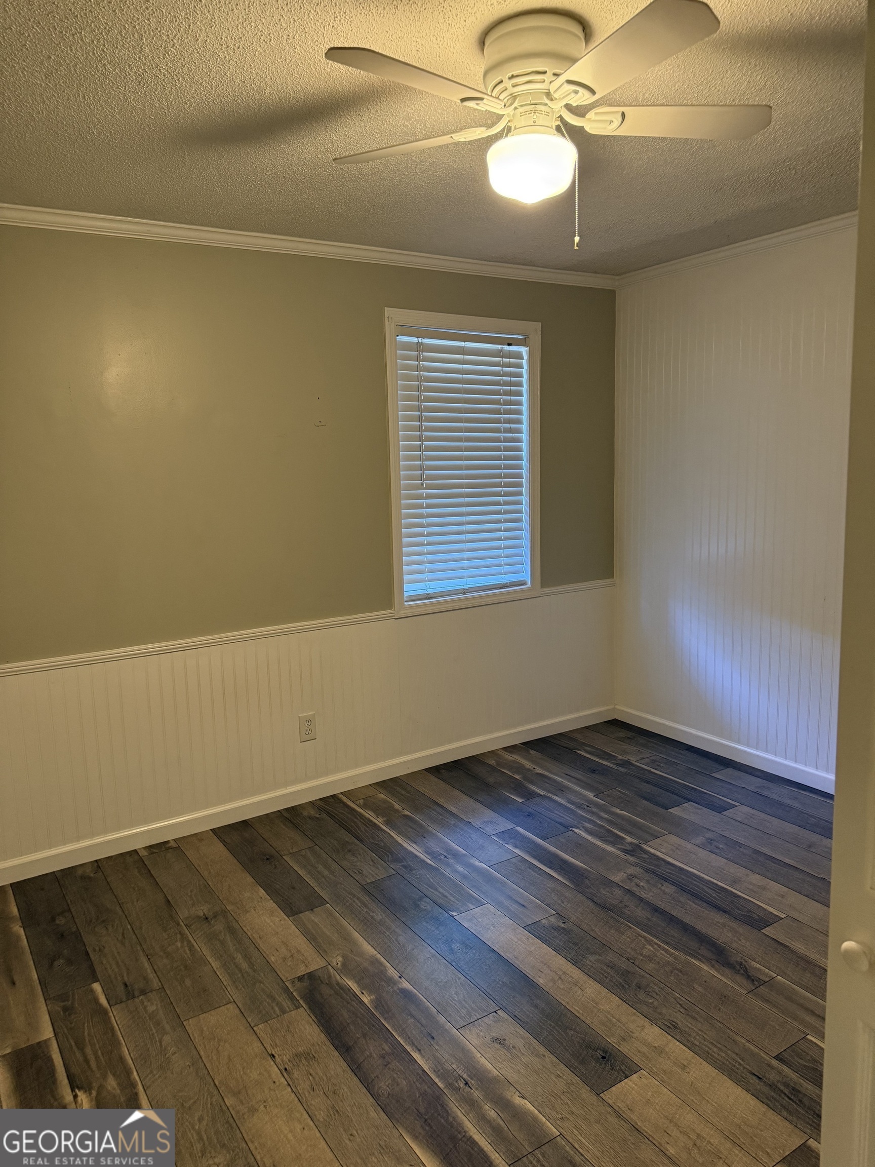 204 5th AVE