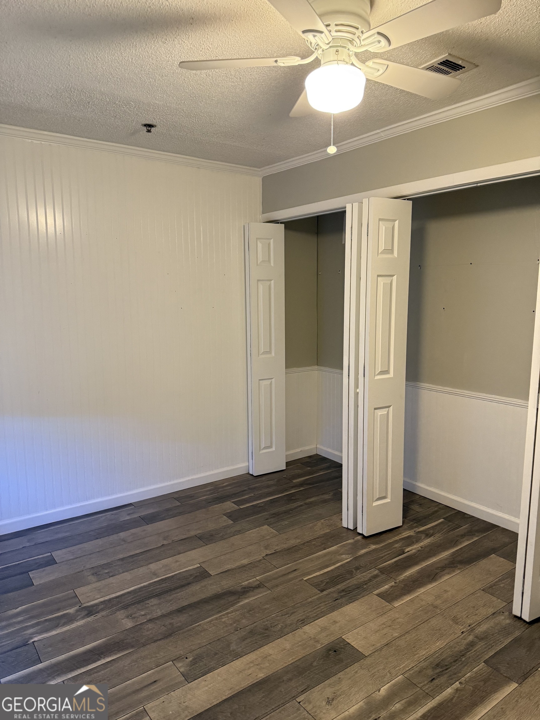 204 5th AVE