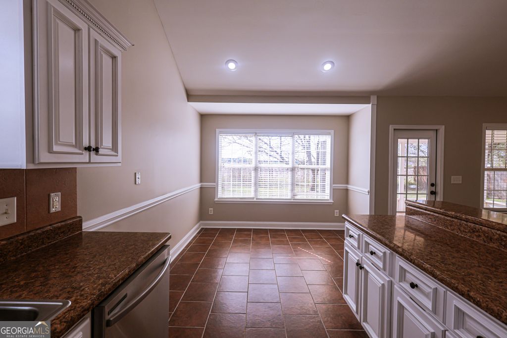 Photo of 222 Summerstone Bend, Byron, GA 31008 (MLS # 10717028)